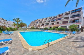 Apartament  De la te s/n. Apartamento en planta baja con vista lateral al mar y gran poten