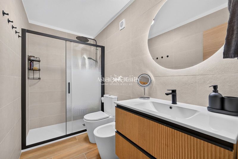 Foto af3899da-690f-4985-be92-3804aca87719. Apartament amb aparcament piscina a Playa Fañabé Alto Adeje