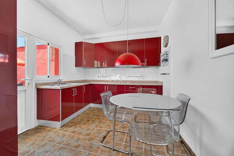 Foto fe0b60a7-f2ac-4aef-85a5-0363be325187. Casa adossada a Las Cuevas - Los Gómez Orotava (La)