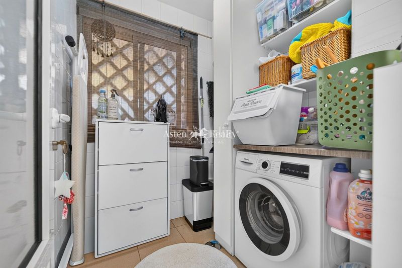 Foto f8af6d63-6278-4049-b3ab-8c1971843517. Apartament amb aparcament piscina a Playa del Duque Adeje