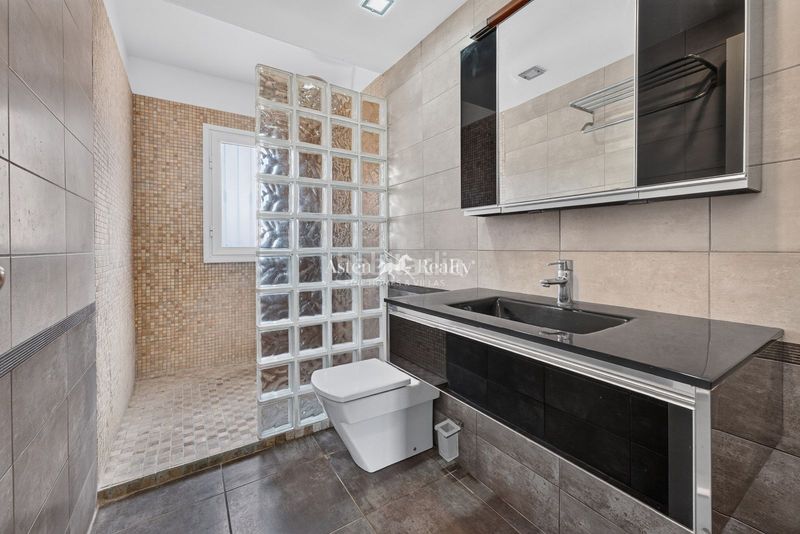 Foto 62466e0c-0e24-48a9-92a4-ef2abe1d8398. Casa pareada en tinguafaya 23 en exclusiva pareado con vistas al océano y la gomera en Chayofa en Arona