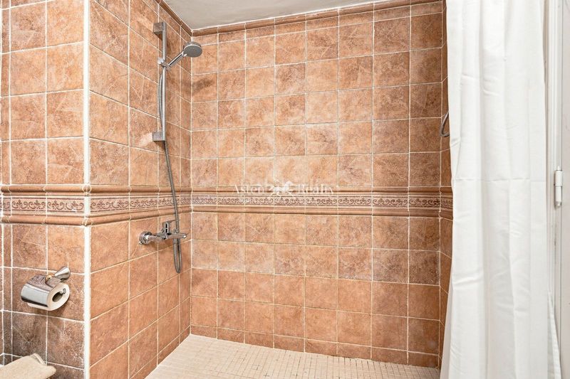 Foto e1ba8603-aefa-485e-aaa0-0e1dcef923de. Apartamento en las gaviotas 10 en La Caleta en La Caleta Adeje