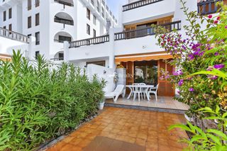 Zweistöckige Wohnung in Rafael Puig Lluvina 32