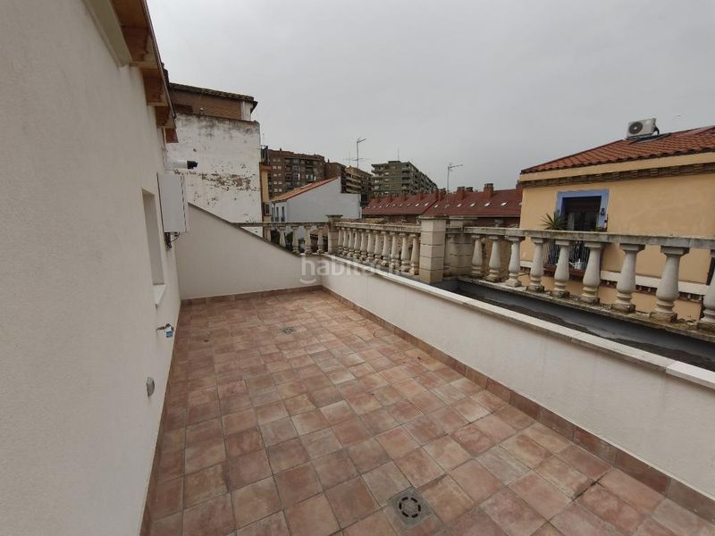 Foto 2895bbb0-e44d-4270-95d0-99e70fabfdbe. Edificio piso ideal para parejas en Las Fuentes Zaragoza