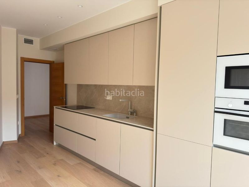 Foto ebea4fbf-f44a-40fb-9ff2-27314f8ef364. Pis a calle del marqués de casa jiménez 5 a Paseo Independencia Zaragoza