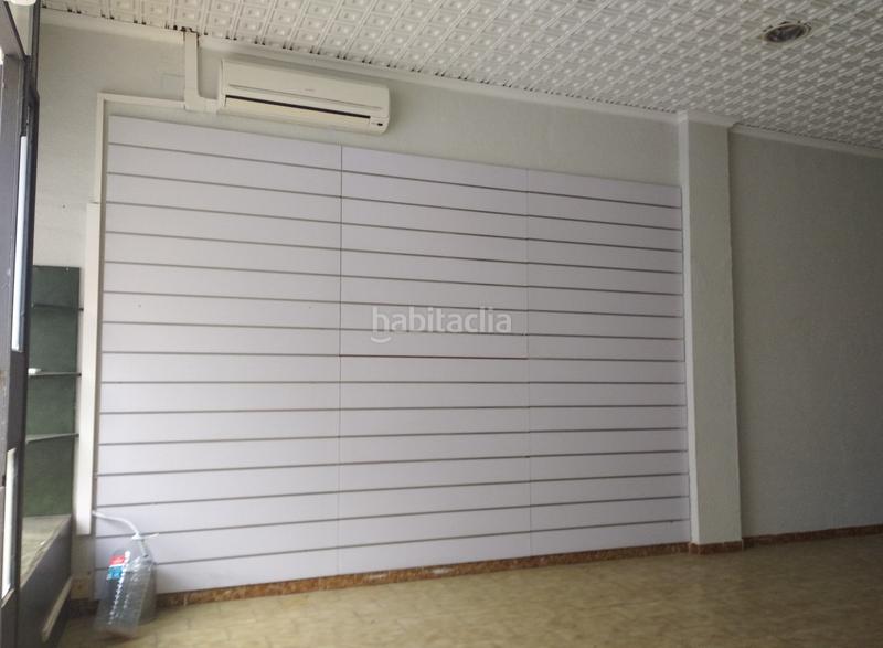 Foto 666c3cd0-0216-44e0-a788-afd329dc7886. Lloguer local comercial a calle de roger de flor 4 a Zaragoza