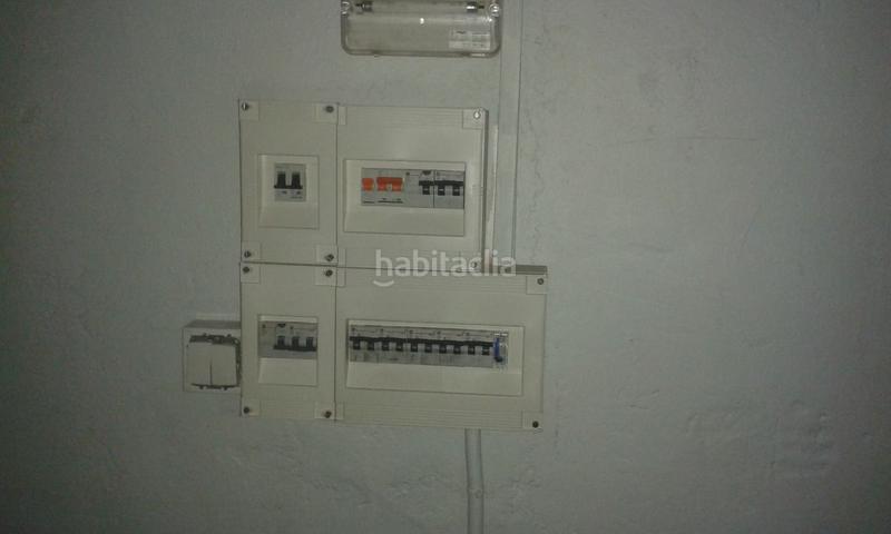 Foto 894b595b-5a6a-4fad-9eb3-b7d96fdb484b. Lloguer local comercial a calle de roger de flor 4 a Zaragoza