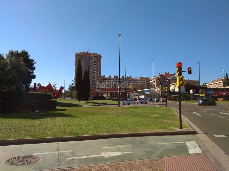 Foto 69a1fab3-59cd-4c97-8635-8fc088e34dea. Miete geschäftsraum in calle de roger de flor 4 in Zaragoza