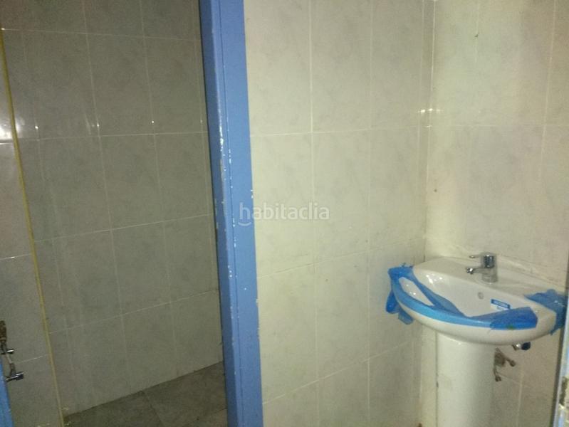 Foto 6951665a-f001-4a62-8e00-ea63abf5a0e0. Lloguer local comercial a calle de la duquesa de villahermosa 40 a Zaragoza