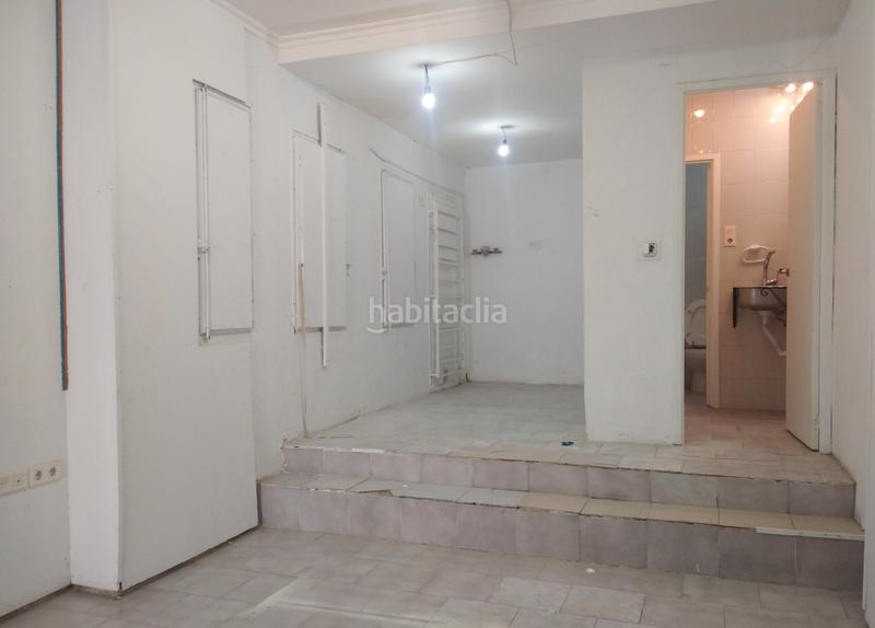 Foto 5d57de5a-9fab-47b0-a75a-567446d3c941. Lloguer local comercial a calle de josé lóbez pueyo 8 a Zaragoza