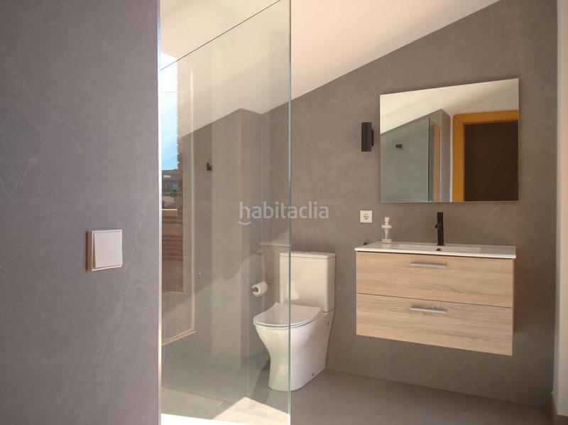 Foto 76d14839-6fc3-4c88-b416-110a702c4601. Affitto casa bifamiliare in avenida de la ilustración 39 in Zaragoza