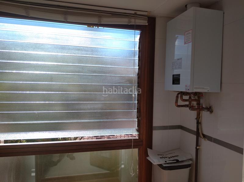 Foto a3f94c3d-988d-47df-af1a-7276a2a13760. Affitto casa bifamiliare in avenida de la ilustración 39 in Zaragoza