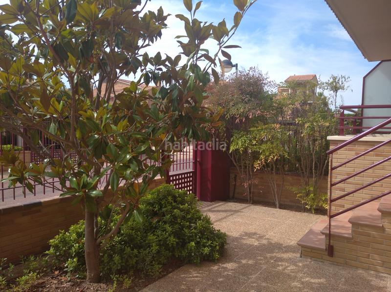 Foto fa8d7ad9-37e0-488f-afd0-175e5160d1e8. Affitto casa bifamiliare in avenida de la ilustración 39 in Zaragoza