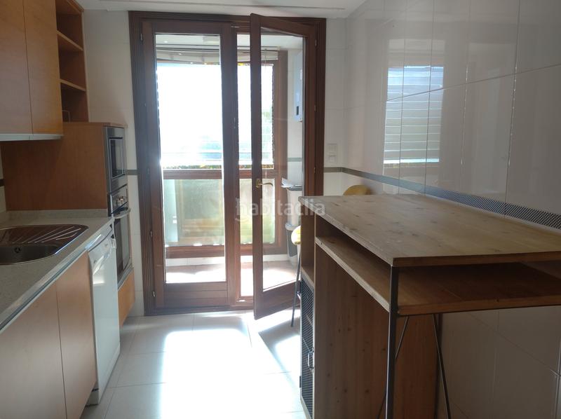 Foto 08bfcbf5-87bb-4656-bc7a-98356573643d. Lloguer casa aparellada a avenida de la ilustración 39 a Zaragoza