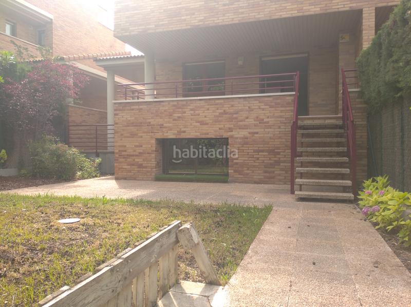 Foto 65e9007b-0e60-4ad4-be5f-11029bca8842. Lloguer casa aparellada a avenida de la ilustración 39 a Zaragoza