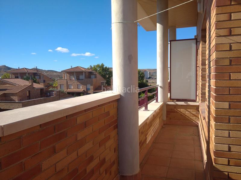 Foto 9f5f263a-c047-4491-bf9e-3cf275115ed1. Lloguer casa aparellada a avenida de la ilustración 39 a Zaragoza