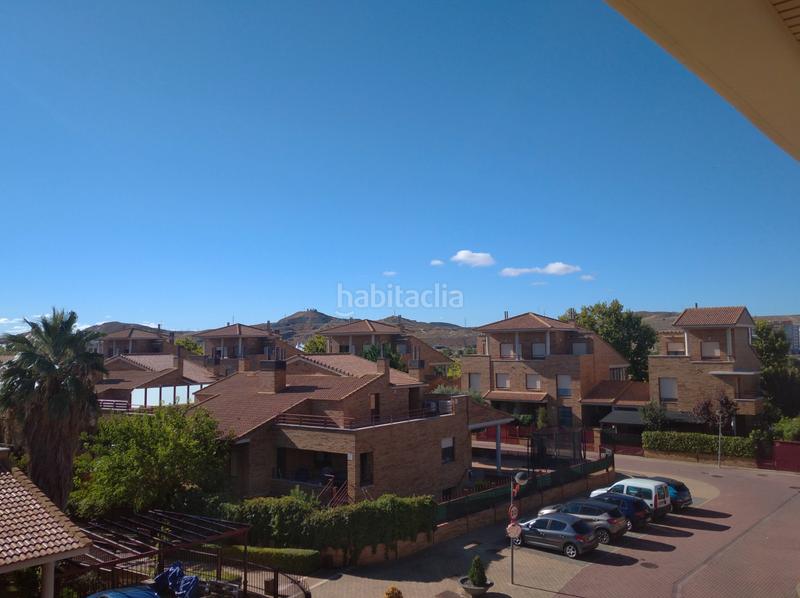 Foto e3648044-eee0-450c-9dea-80cd9c0a32ea. Lloguer casa aparellada a avenida de la ilustración 39 a Zaragoza