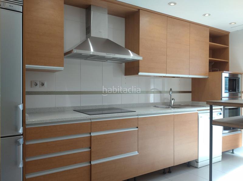 Foto 39854183-52a1-4a7e-9c65-64e9aa5a5c44. Miete doppelhaus in avenida de la ilustración 39 in Zaragoza