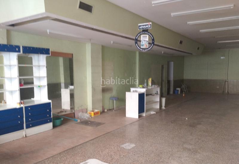 Foto 394be54c-f8bb-424b-a565-91da363b1349. Locale commerciale in calle de salvador minguijón 56 in Zaragoza