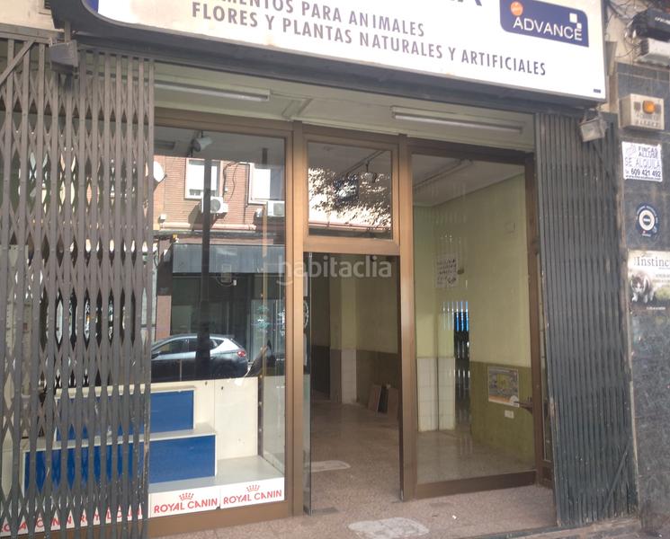 Foto 42f901f1-df9a-4058-81d9-a4d712559167. Locale commerciale in calle de salvador minguijón 56 in Zaragoza