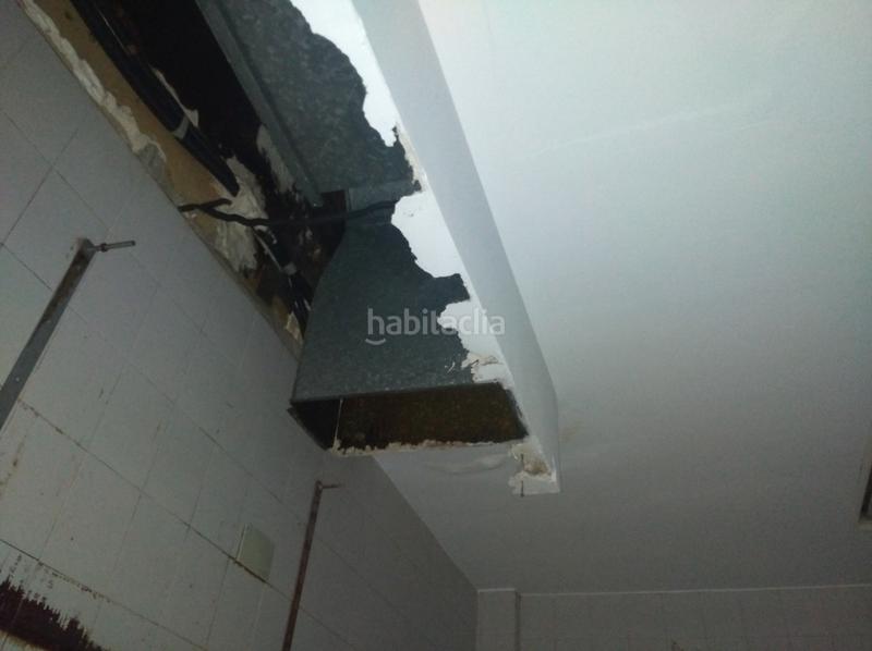 Foto 581ba688-15e5-478f-9b5b-b4ba6bfbfd36. Locale commerciale in calle de salvador minguijón 56 in Zaragoza