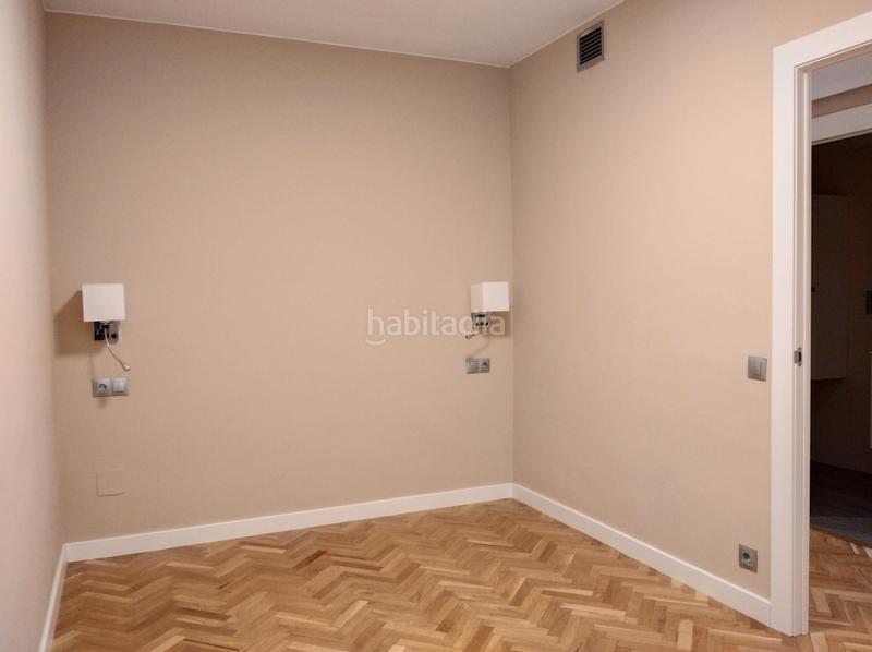 Foto 46956579-dc6f-4135-9354-41ff6693d4da. Lloguer apartament a calle de san ignacio de loyola 8 a Zaragoza