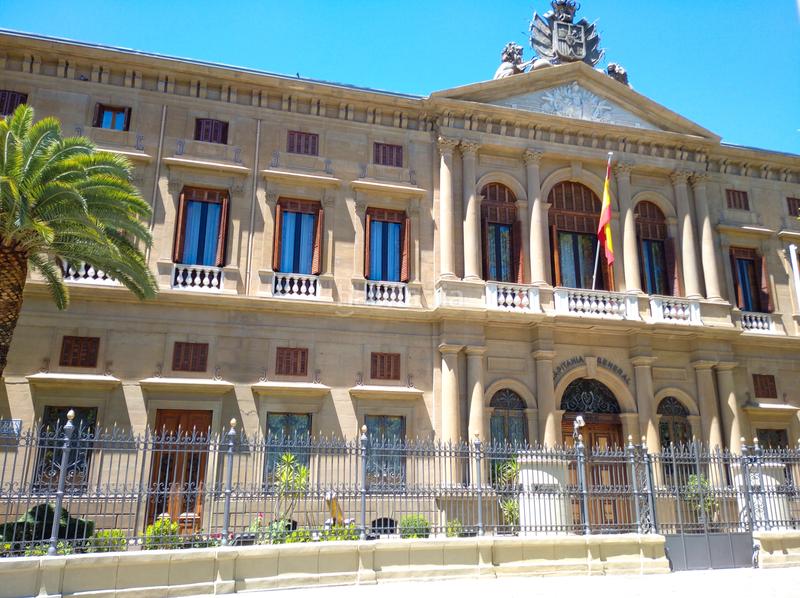 Foto 745f3d40-a765-4c54-ad69-559fa2afa2a9. Lloguer apartament a calle de san ignacio de loyola 8 a Zaragoza