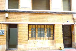 Miete Geschäftsraum in Calle de josé palafox 11. Alquiler local en casco histórico junto a la calle de san vicent