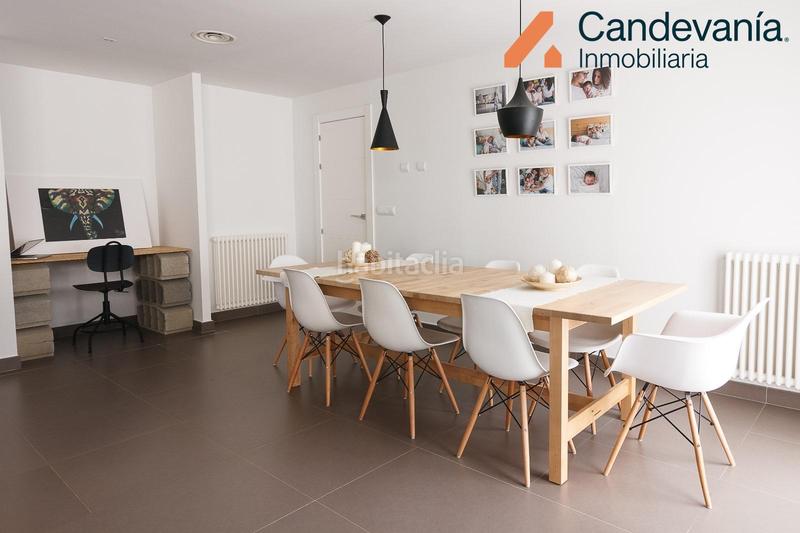 Foto 2a0e3ee1-c42f-48d8-b82e-6235965bd82b. Chalet in Zuera