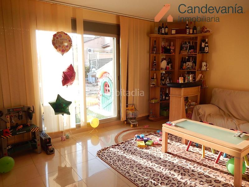 Foto cdcad764-9c4e-45dc-8118-2fb570b2137b. Xalet a Zuera