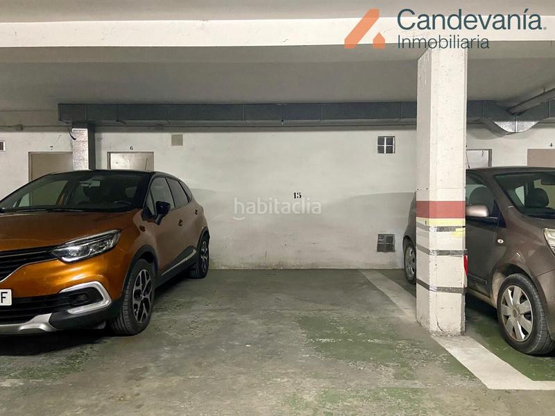 Foto 070039bf-d526-42a0-b709-53be088419b6. Parking coche en Zuera