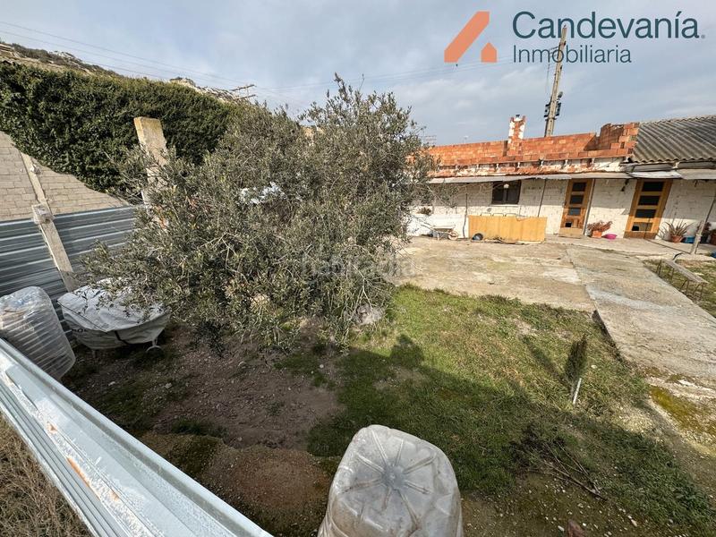 Foto 093b6920-9525-4bfa-bee0-8e75411face0. Fabrikhalle in Zuera