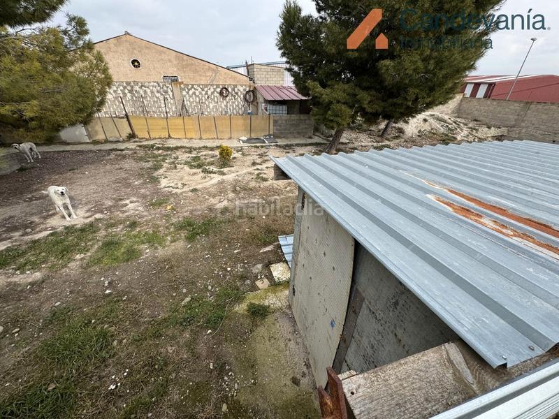 Foto 2eecf4ae-65ff-4559-bae9-ce75bed8b370. Fabrikhalle in Zuera