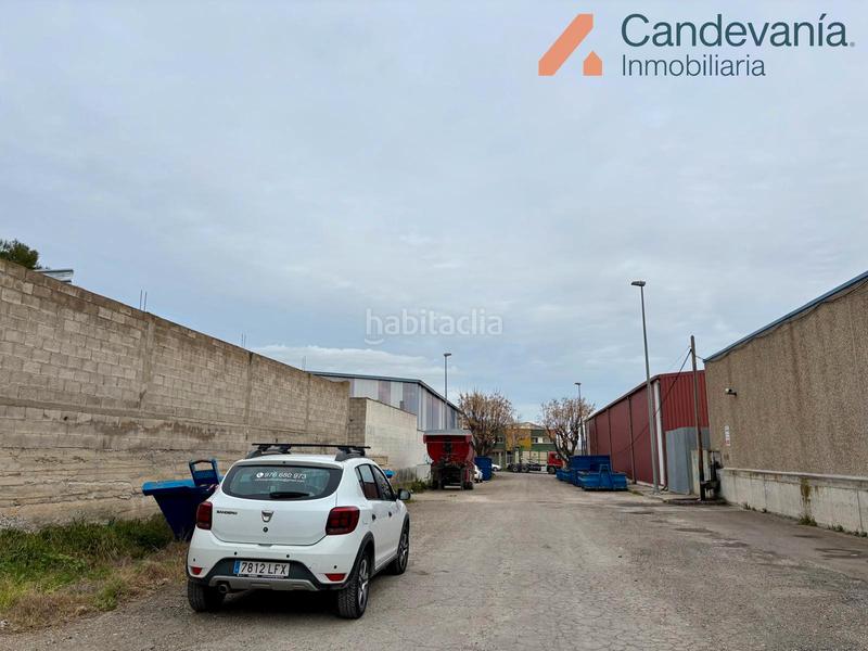 Foto 77983fb1-a6cb-408f-8936-73229dcfe88c. Fabrikhalle in Zuera