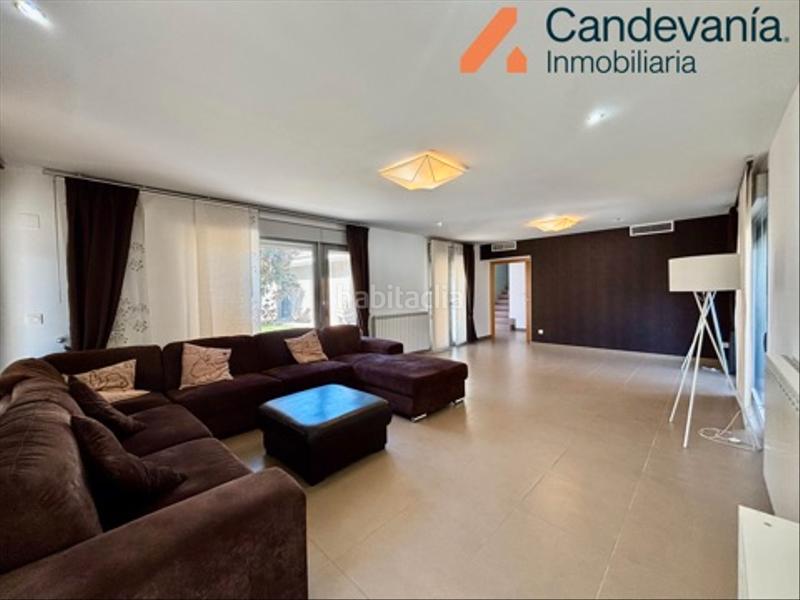 Foto ee2642df-f063-455a-9c3b-0b7566c1cbd3. Chalet en Zuera