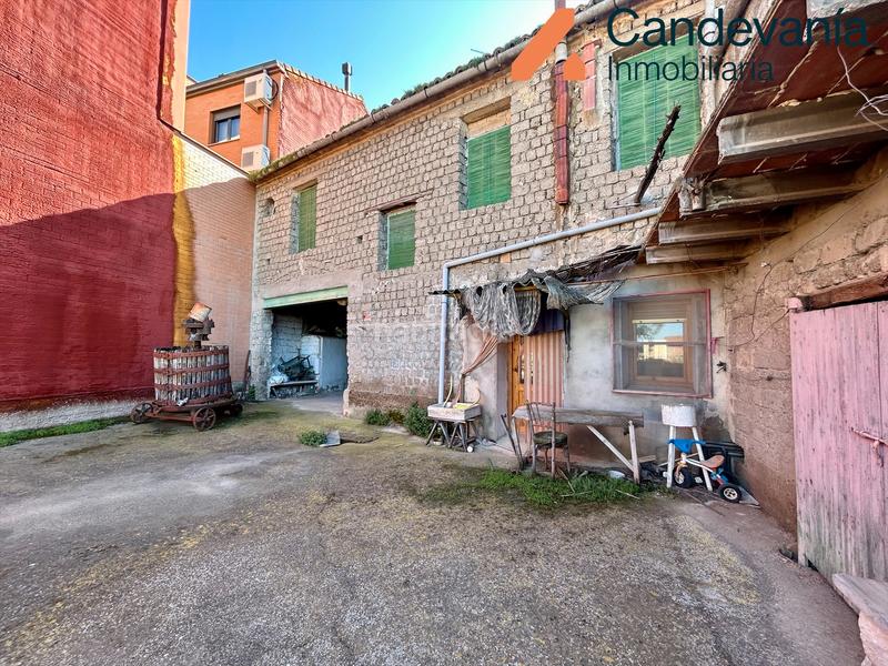 Foto fdd58f79-0b86-4c4e-8105-181512492a97. Casa en Zuera