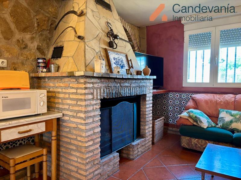 Foto 20b8705f-e458-4eb6-b08c-3cbd722158a1. Chalet with fireplace heating pool in San Mateo de Gállego