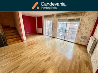 Casa a schiera en Calle hermanos buisn 12