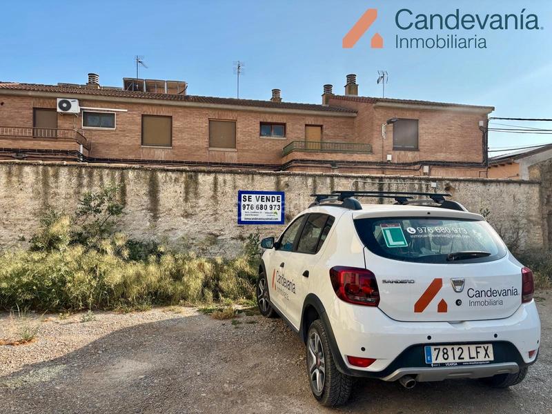 Foto b188a9fc-0725-47ad-ba0f-a47e6de5d584. Terreno residencial en calle goya 15 en San Mateo de Gállego