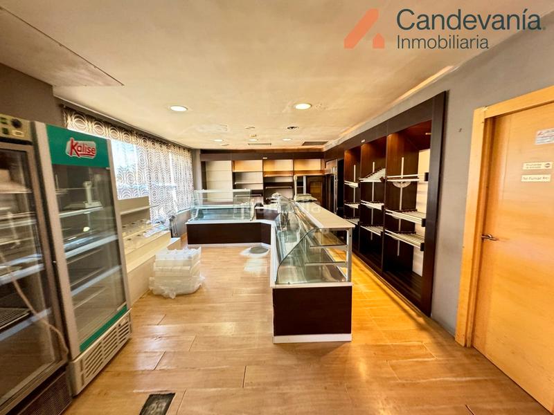 Foto cfde1d85-e9fe-4e49-bf14-69d6e4cbcf43. Lloguer local comercial a San Mateo de Gállego