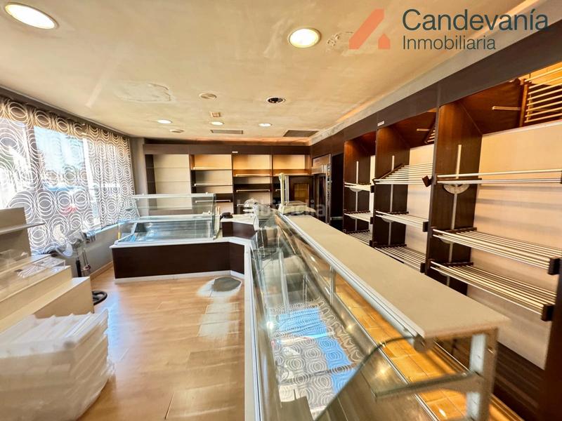 Foto f5b2544d-8871-445e-b073-e7e2bce4f715. Lloguer local comercial a San Mateo de Gállego