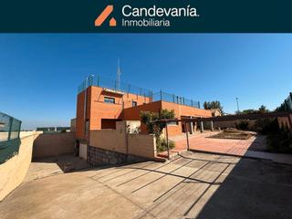 Chalet à San Mateo de Gállego