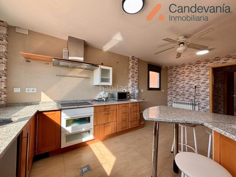 Foto 588f6395-c416-459d-a1ec-f8752d61bd28. Chalet en San Mateo de Gállego