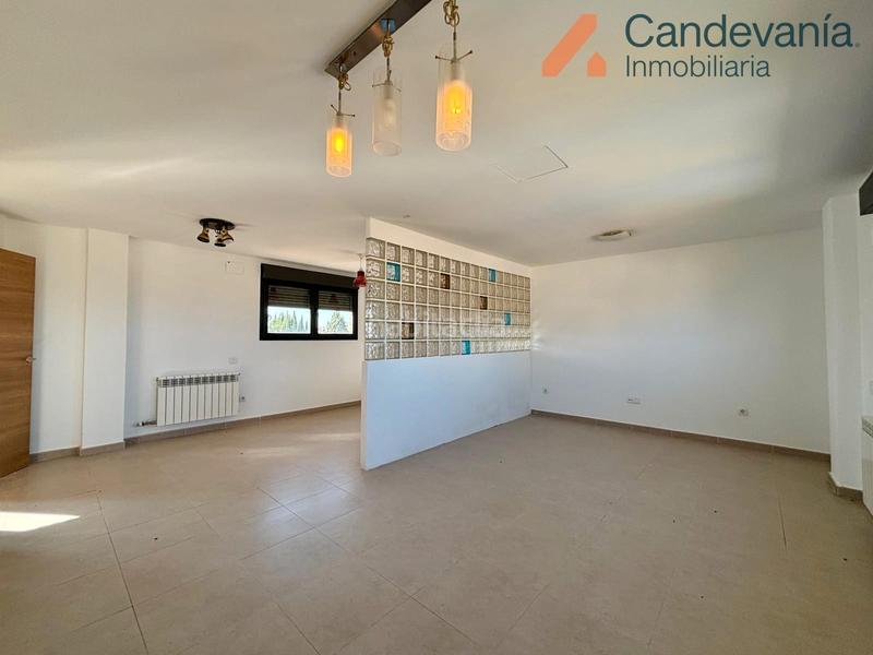 Foto 8258e1c5-94ab-4a41-9c98-92af8bc76830. Chalet en San Mateo de Gállego