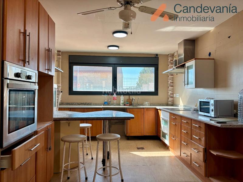 Foto a5f01be8-3c43-4f2f-99ea-0f4f8ffa26f8. Chalet en San Mateo de Gállego