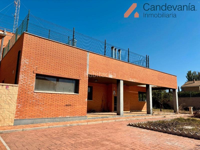 Foto d0ac886c-f59d-4897-87a0-9a9625aa3777. Chalet en San Mateo de Gállego