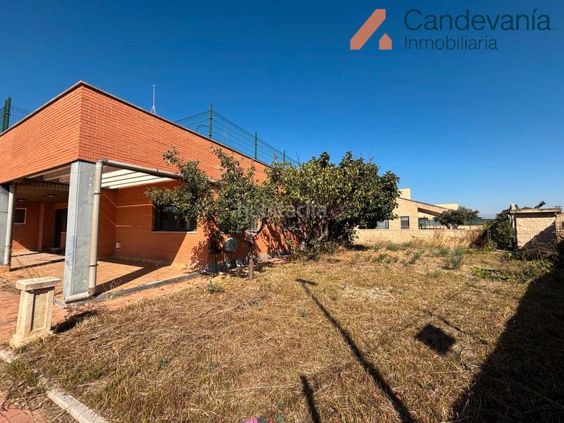 Foto 175538df-2c0a-4af1-9a91-ce08c14c3152. Xalet amb xemeneia calefacció aparcament a San Mateo de Gállego