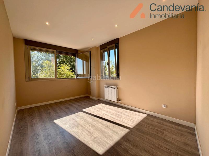 Foto 5877001c-3db1-489d-bcd3-dd758b82757a. Casa adosada en Zuera