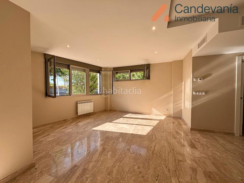 Foto f9dd9c4d-2d43-4be9-b4f4-c098d3319ca7. Reihenhaus mit heizung in Zuera