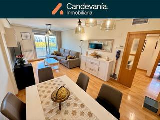 Flat in Calle de Pascual Lorenz Sebastián 4